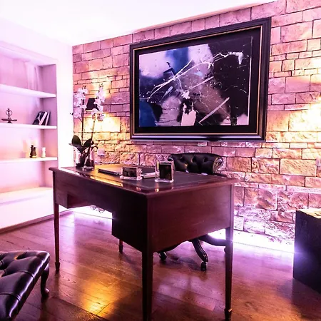 Reco Luxury